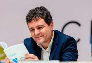 Sursă foto: Facebook/Nicuşor Dan